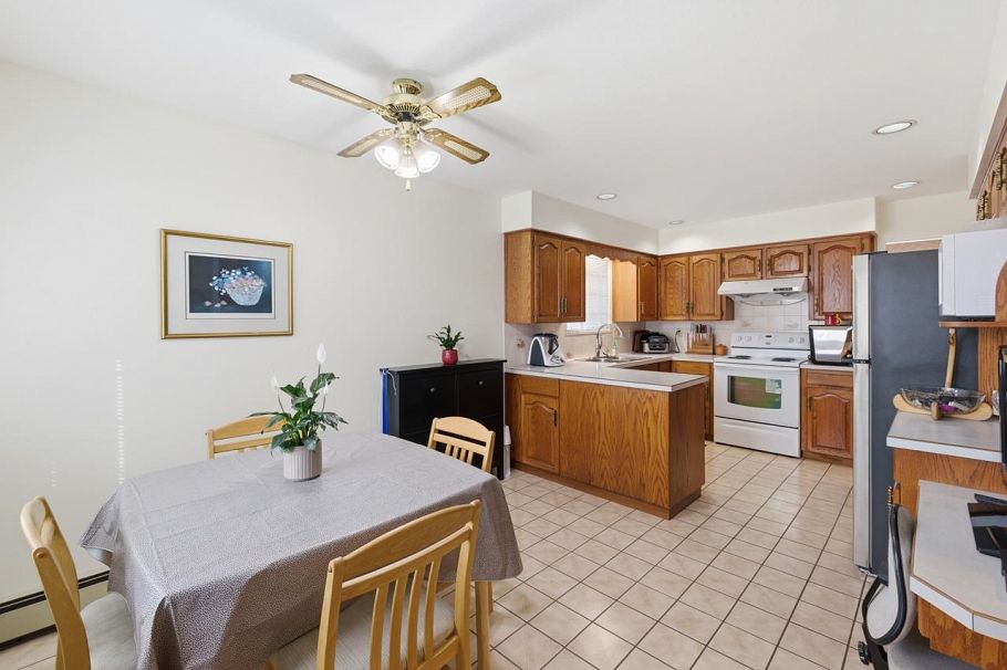 66 E 47th Avenue Vancouver, BC - 12