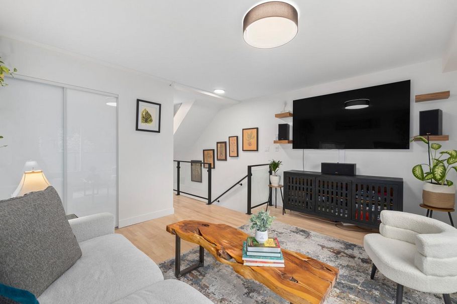 203 1943 E 1st Avenue Vancouver, BC - 22