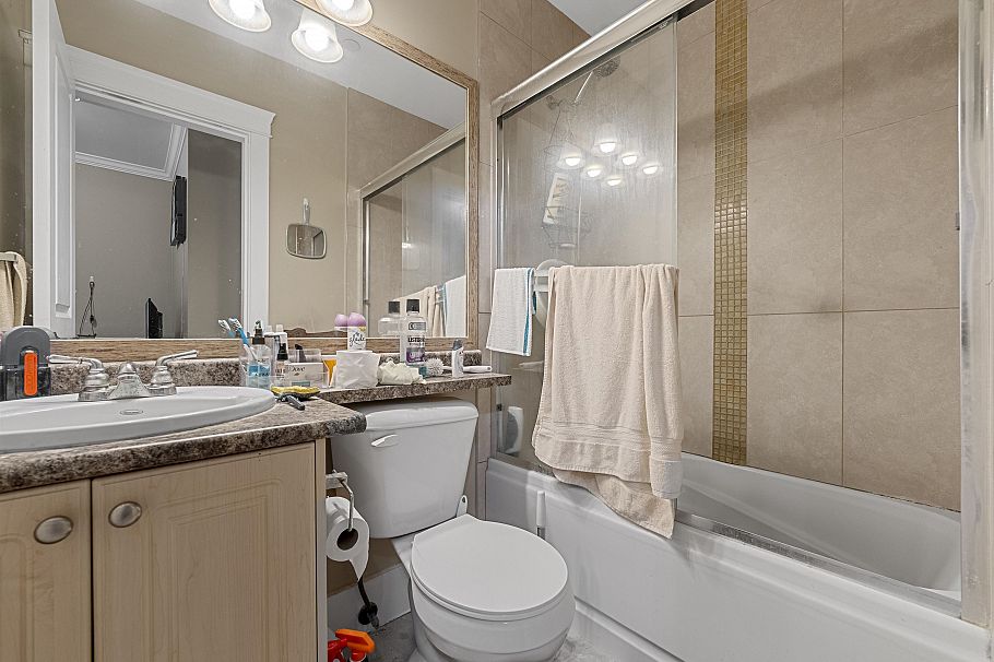 136 E 59th Avenue Vancouver, BC - 38