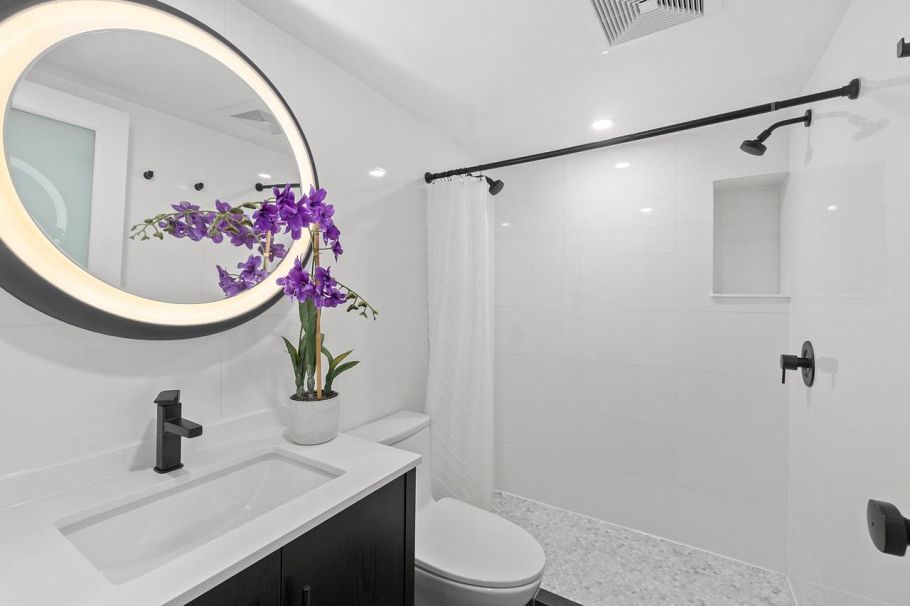 203 1943 E 1st Avenue Vancouver, BC - 18