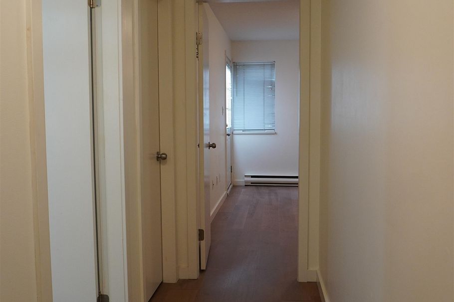 106 1868 E 11th Avenue Vancouver, BC - 23