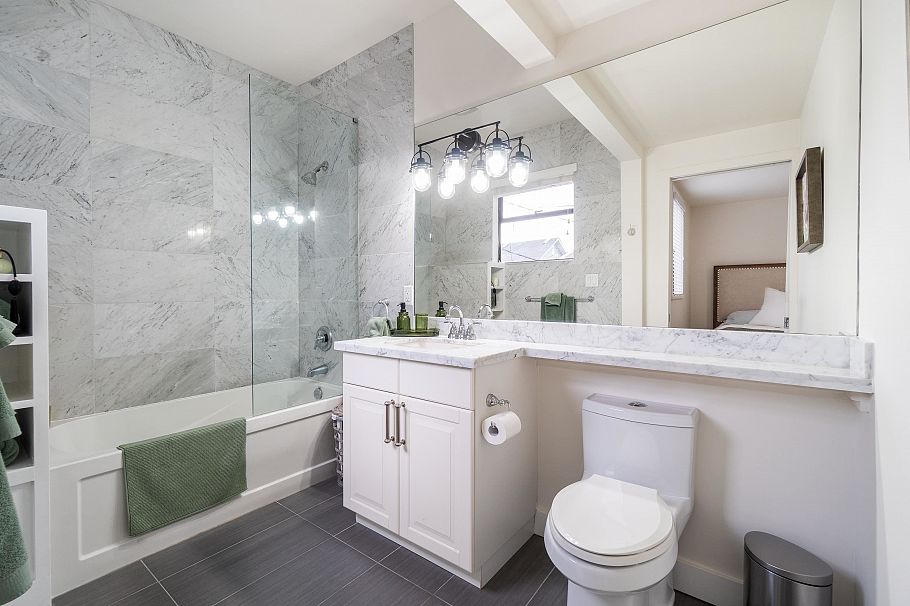 A 3546 Point Grey Road Vancouver, BC - 22