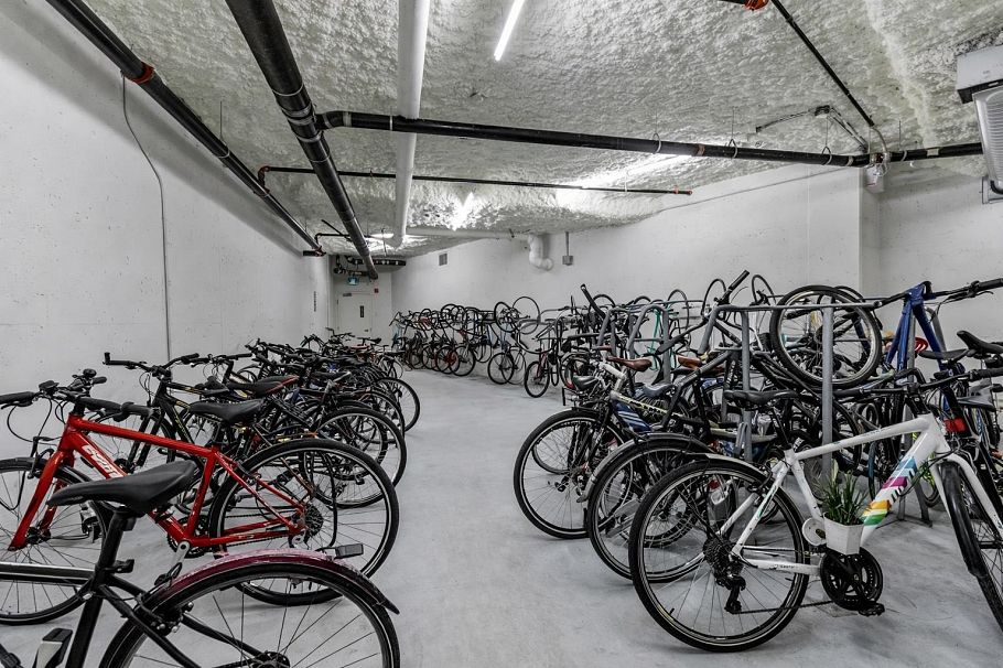 414 725 Marine Drive North Vancouver, BC - 19