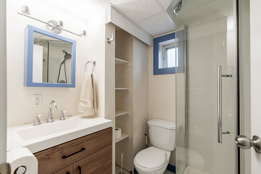 3895 Windermere Street Vancouver, BC - 18