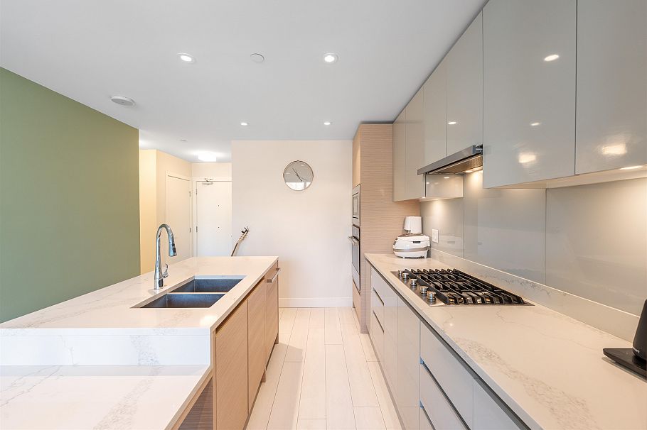 411 3538 Sawmill Crescent Vancouver, BC - 9