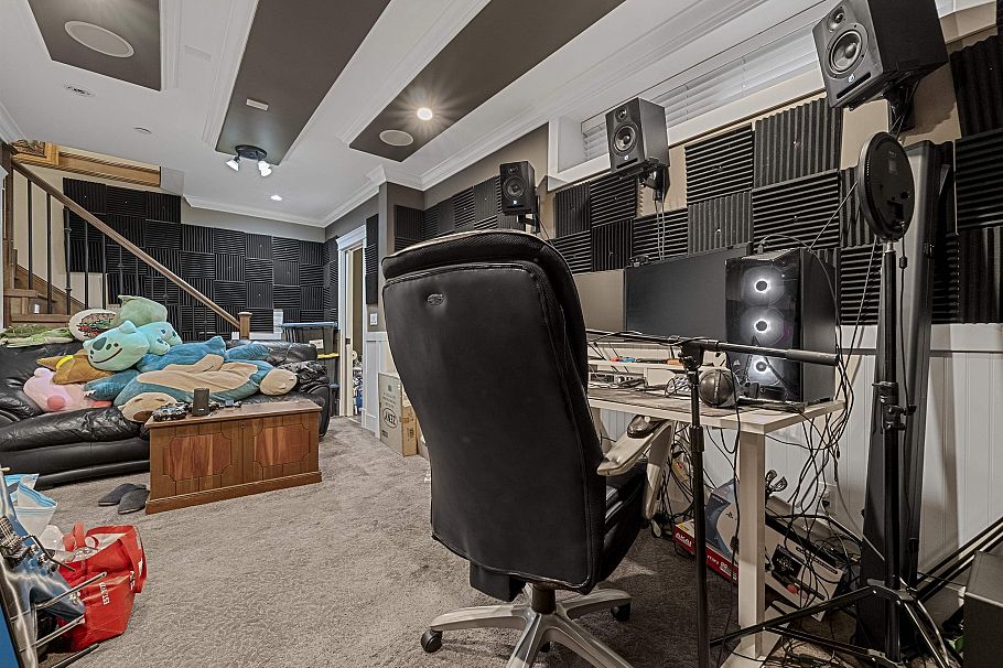 136 E 59th Avenue Vancouver, BC - 30