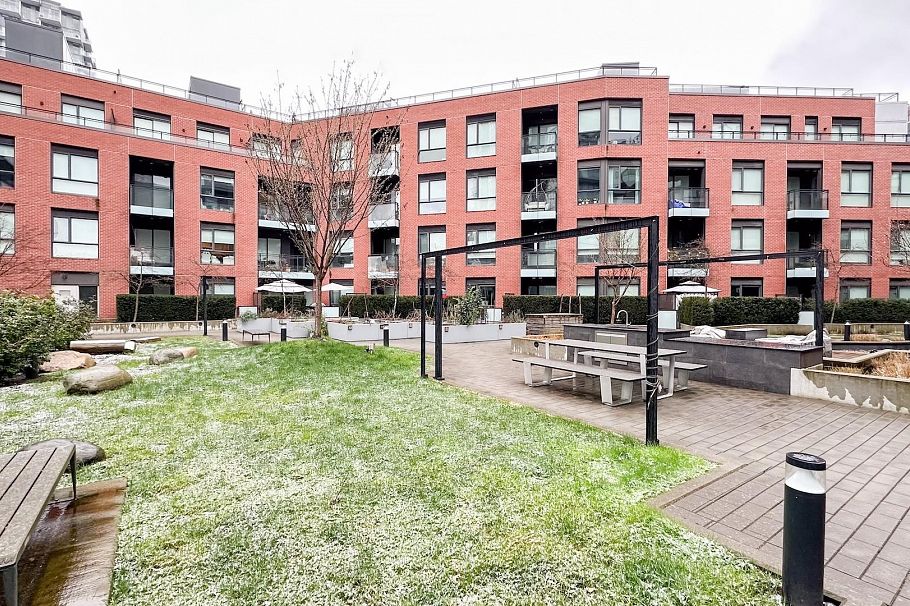 301 3588 Sawmill Crescent Vancouver, BC - 14