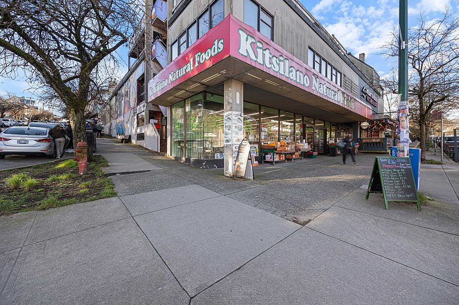103 2110 Cornwall Avenue Vancouver, BC - 33