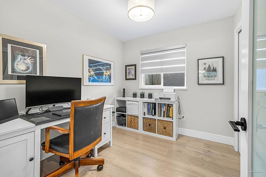 3333 W 29th Avenue Vancouver, BC - 21