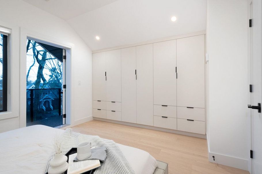 2493 Eton Street Vancouver, BC - 32