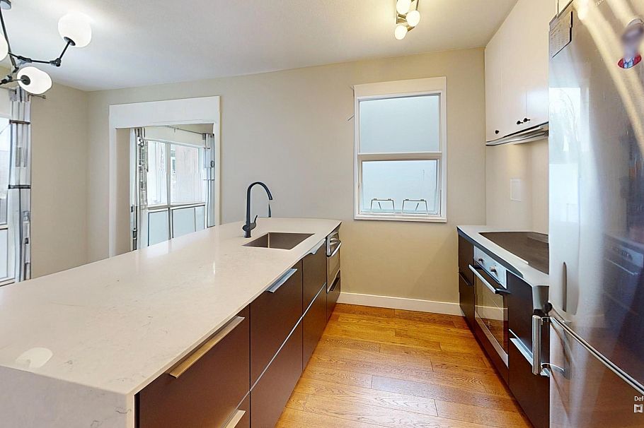 403 985 W 10th Avenue Vancouver, BC - 20