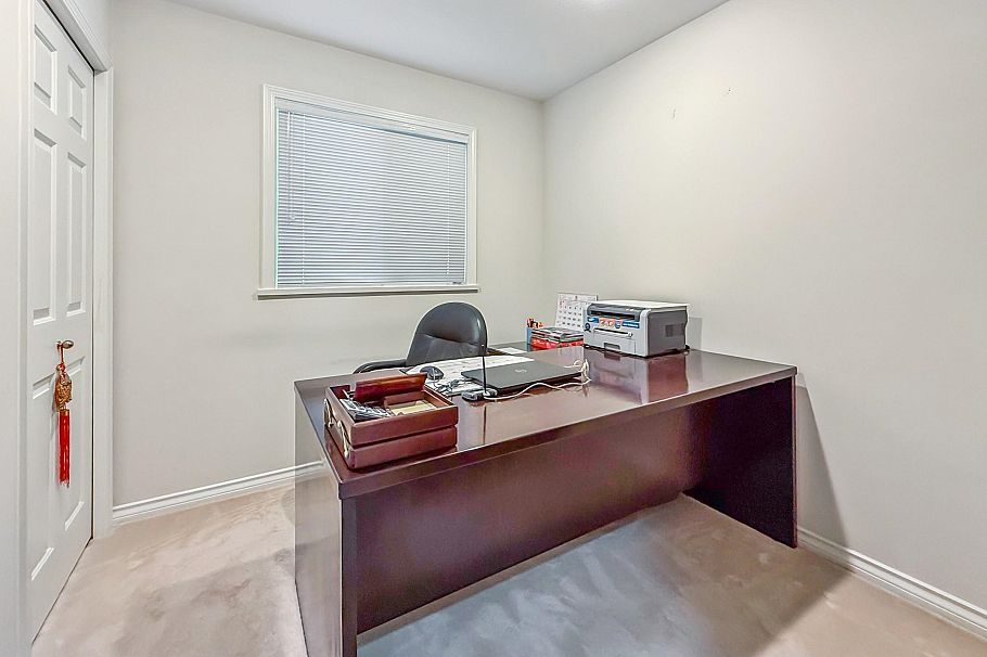 2755 W 20th Avenue Vancouver, BC - 29