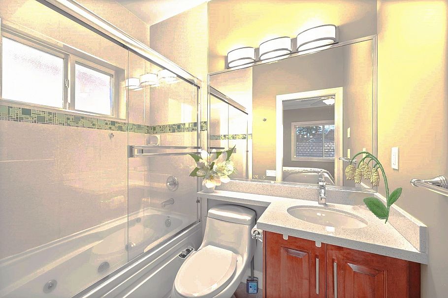 2643 E 8th Avenue Vancouver, BC - 23