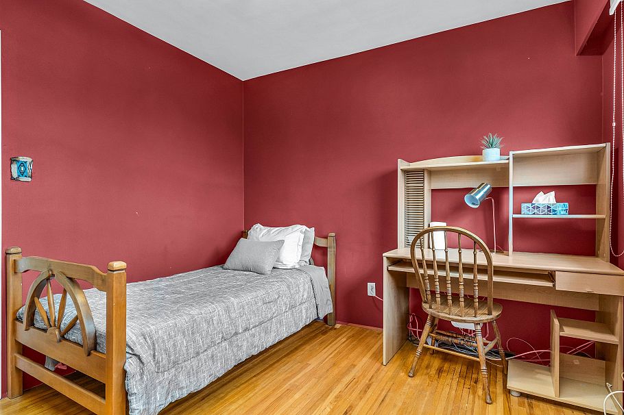 3031 E 16th Avenue Vancouver, BC - 22