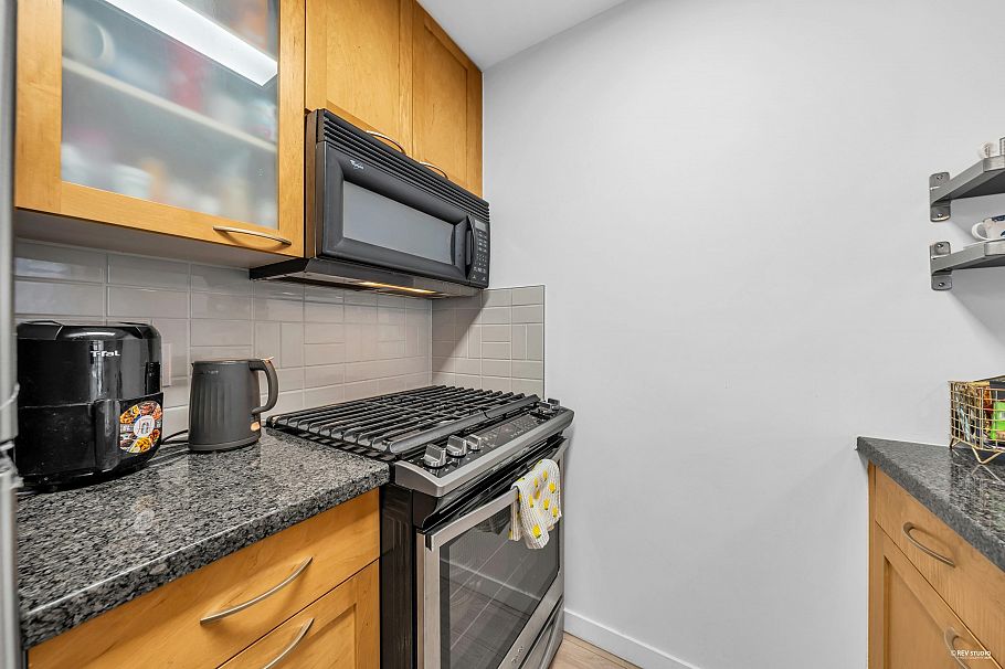 1001 989 Richards Street Vancouver, BC - 9