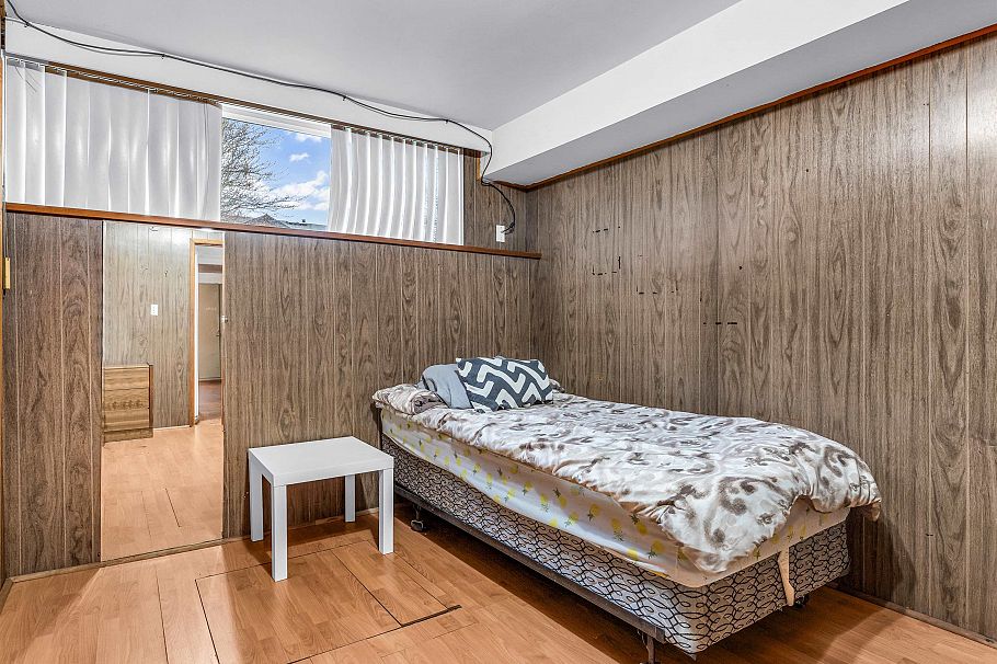 3031 E 16th Avenue Vancouver, BC - 29