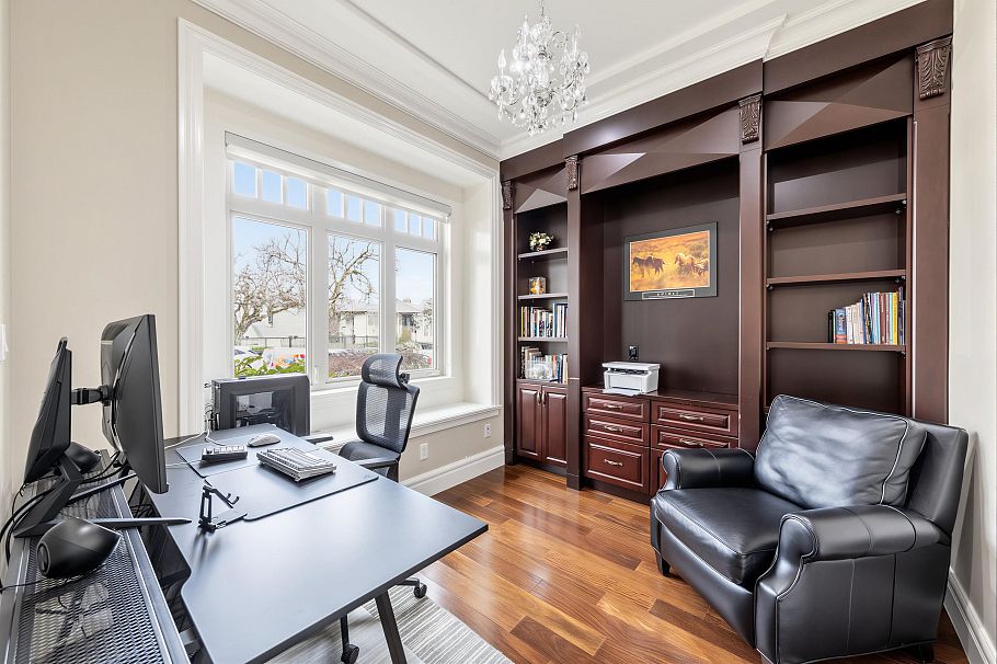 172 W 46th Avenue Vancouver, BC - 18