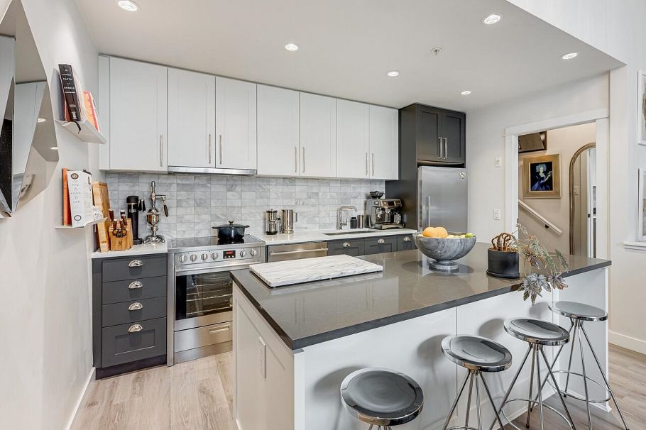 3431 Porter Street Vancouver, BC - 8