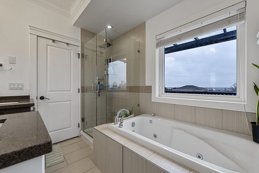 136 E 59th Avenue Vancouver, BC - 21