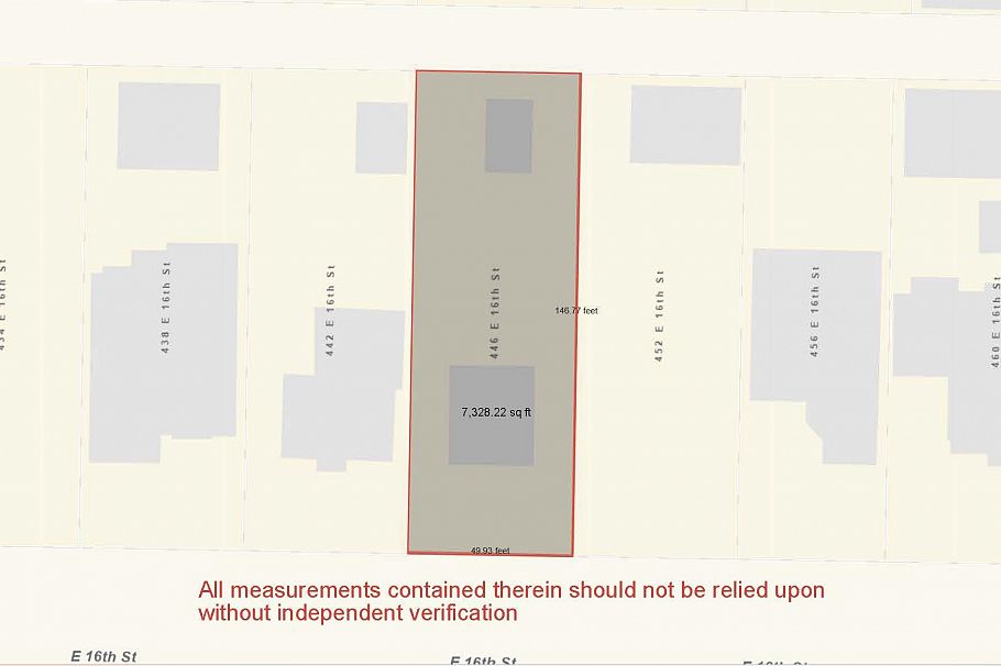 446 E 16th Street North Vancouver, BC - 3