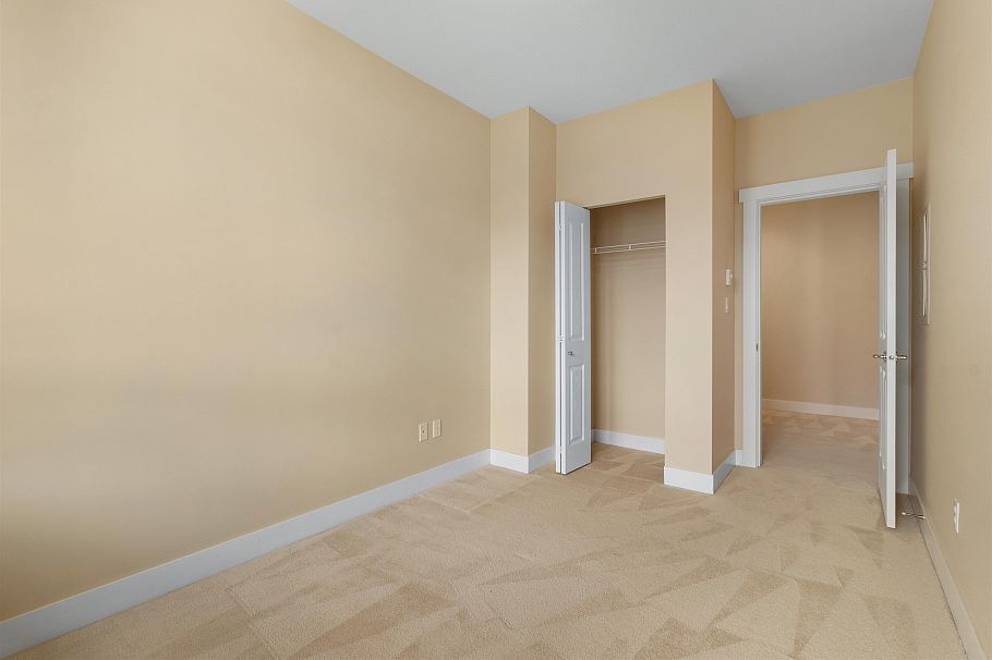 407 1111 E 27 Street North Vancouver, BC - 17