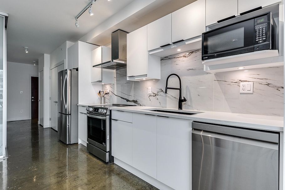 714 221 Union Street Vancouver, BC - 9