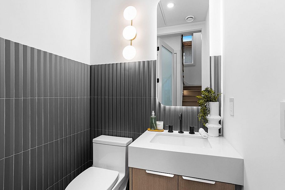 2 3275 Graveley Street Vancouver, BC - 10