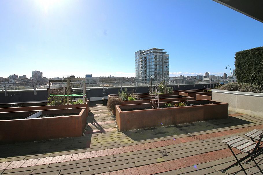 125 E 1st Avenue Vancouver, BC - 28