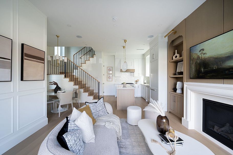 1 864 E 16th Avenue Vancouver, BC - 5