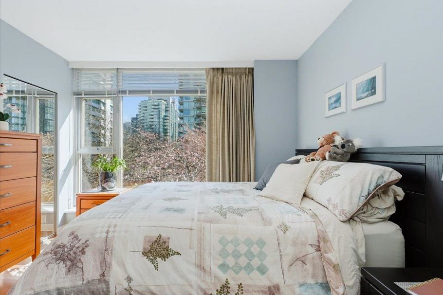 202 1790 Bayshore Drive Vancouver, BC - 17