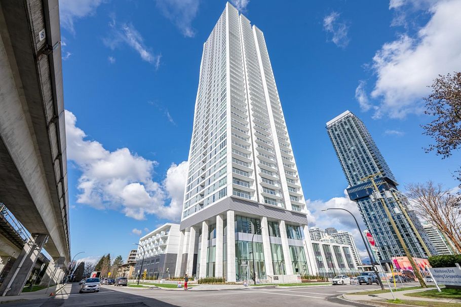 2304 6087 Wilson Avenue Burnaby, BC - 1