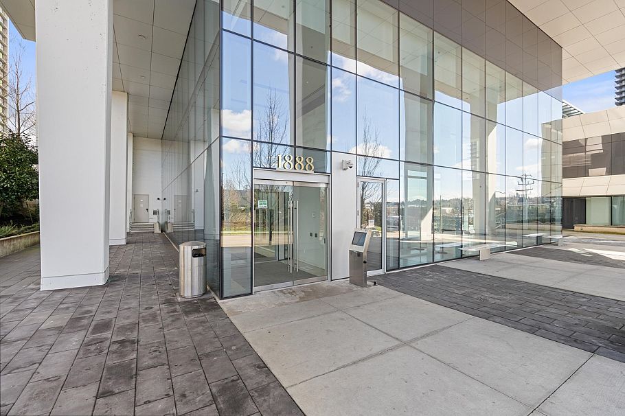 3302 1888 Gilmore Avenue Burnaby, BC - 4