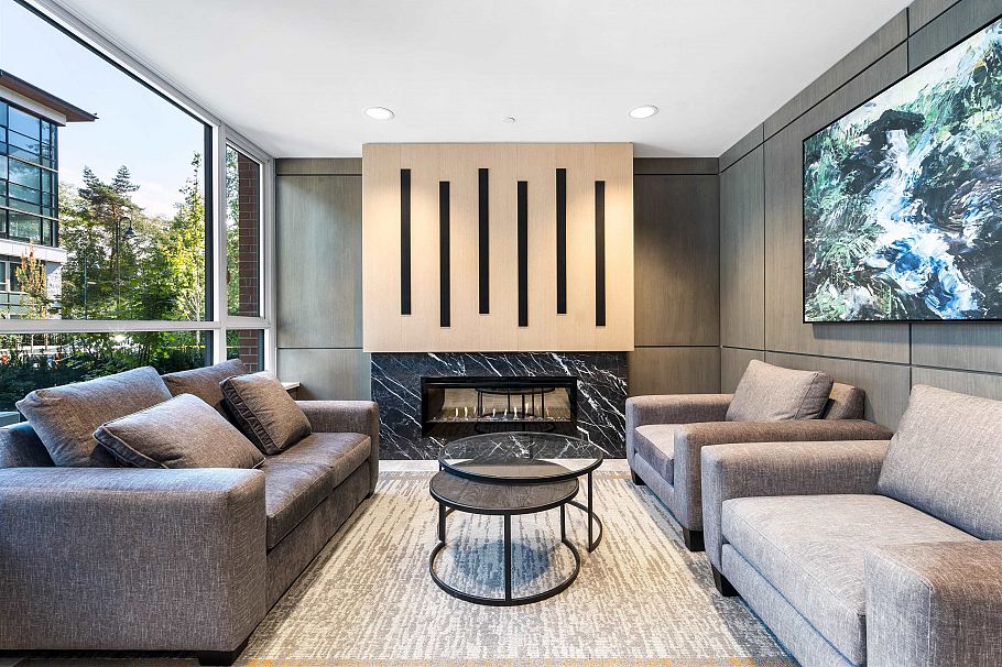 311 2651 Library Lane North Vancouver, BC - 22