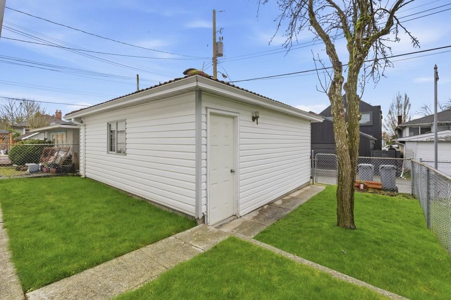 66 E 47th Avenue Vancouver, BC - 29