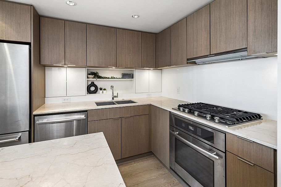 1209 111 E 1st Avenue Vancouver, BC - 11