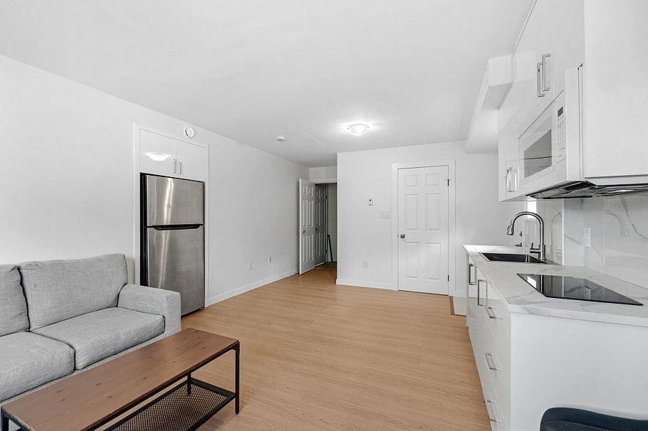 Studio 3xxx ST. ANDREWS AVENUE, North Vancouver BC V7N 2A3 North Vancouver, BC - 6