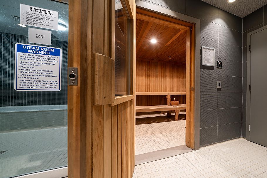 2301 125 E 14th Street North Vancouver, BC - 26