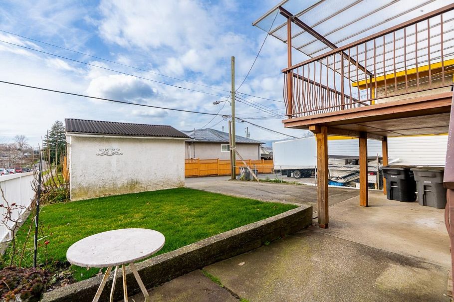 3895 Windermere Street Vancouver, BC - 21