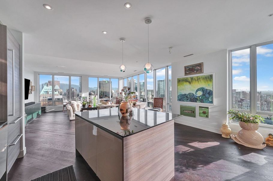 2106 989 Nelson Street Vancouver, BC - 7