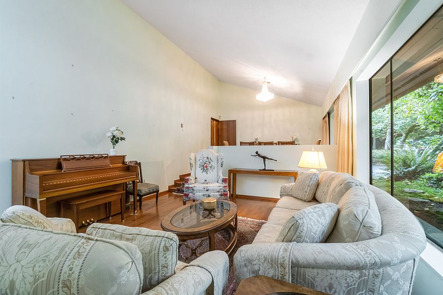 4262 Yuculta Crescent Vancouver, BC - 7