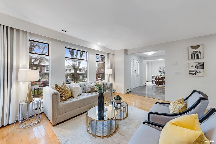 3657 W 29th Avenue Vancouver, BC - 3