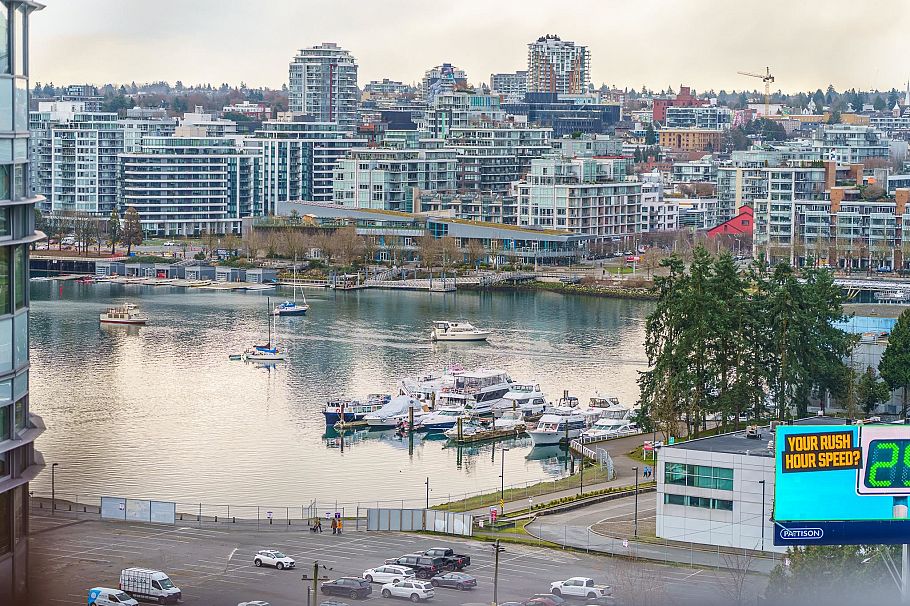 1209 111 W Georgia Street Vancouver, BC - 19