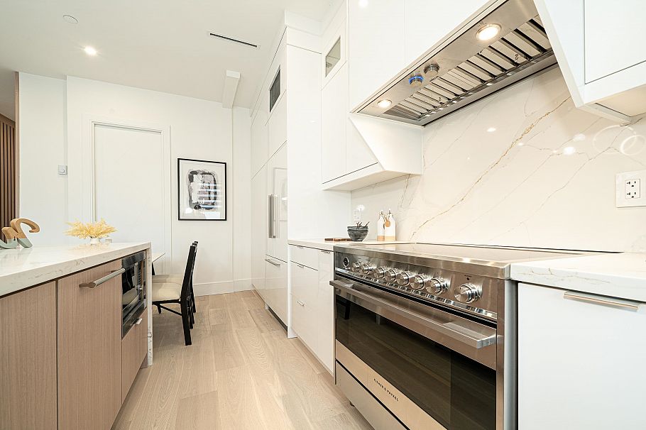 748 E 47th Avenue Vancouver, BC - 11