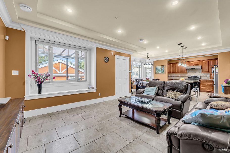 2139 W 22nd Avenue Vancouver, BC - 17