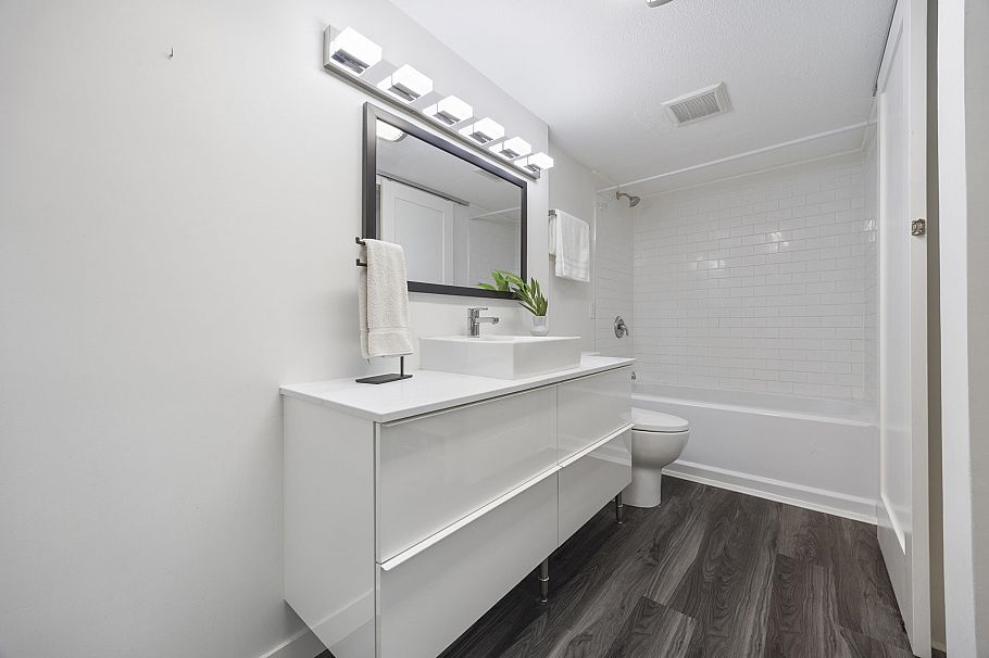 103 2110 Cornwall Avenue Vancouver, BC - 19