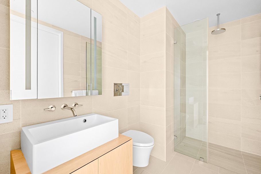 1504 1568 Alberni Street Vancouver, BC - 15