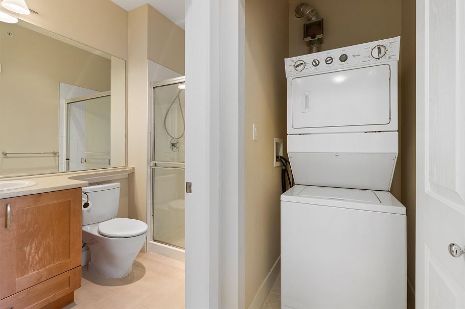 407 1111 E 27 Street North Vancouver, BC - 24