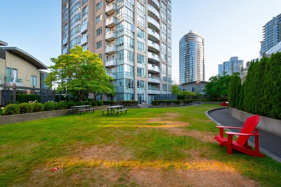 209 63 Keefer Place Vancouver, BC - 33