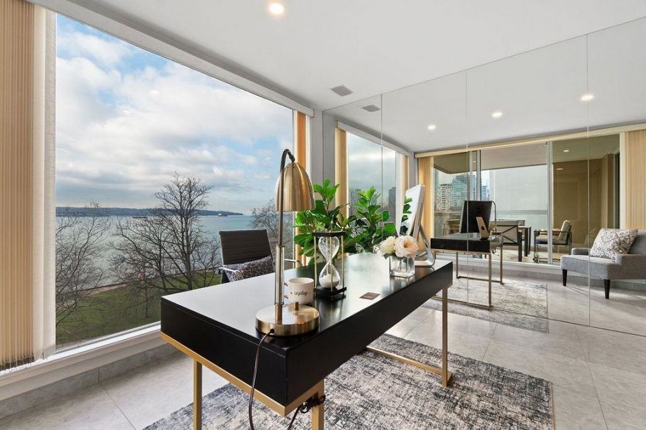 401 2015 Beach Avenue Vancouver, BC - 4