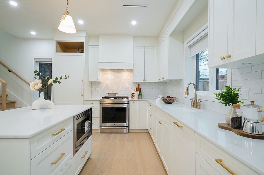 3462 Welwyn Street Vancouver, BC - 9